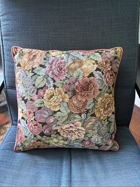 Vintage Jaquard Floral Tapestry Pillow